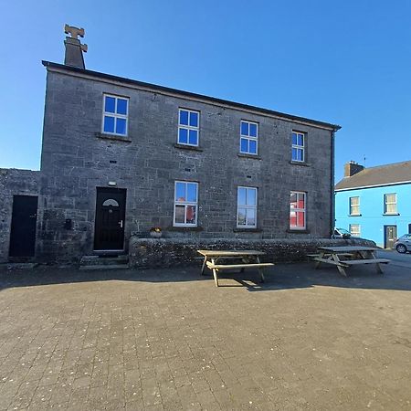 Clonbur House - Two Bedroom Village Apartment Galway Eksteriør billede